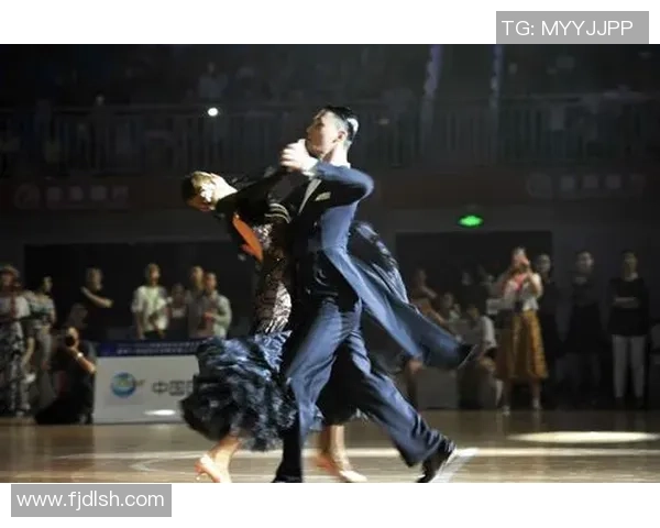 足球出场舞蹈的魅力与团队精神的完美结合探讨